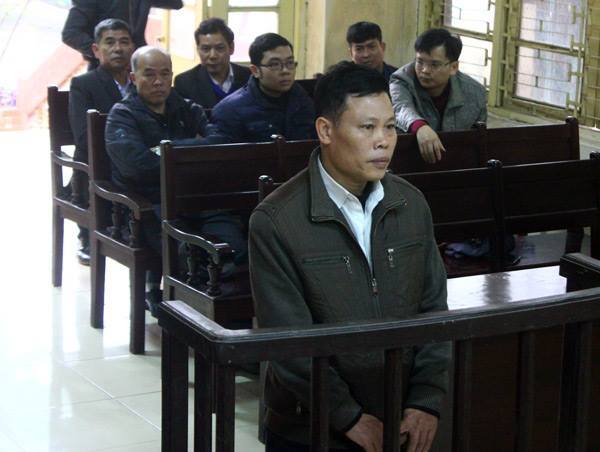 Xử điều tra viên và kiểm sát viên vụ ông Chấn tù oan