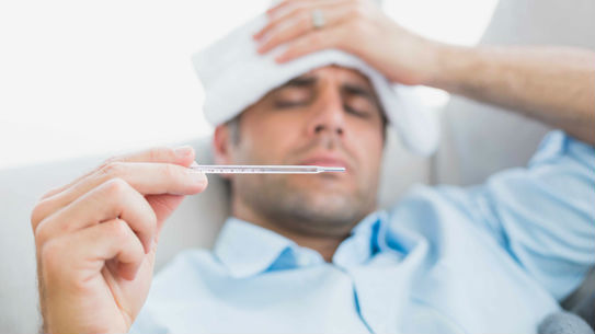 Cẩn trọng nếu gặp những triệu chứng này dịp Tết