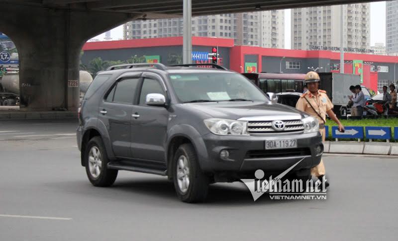 Đề xuất mỗi công dân chỉ được sở hữu 1 ô tô và 1 biển số