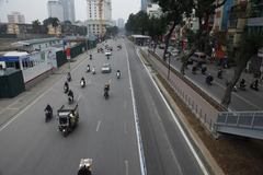 Hà Nội lắp dải phân cách tuyến buýt BRT