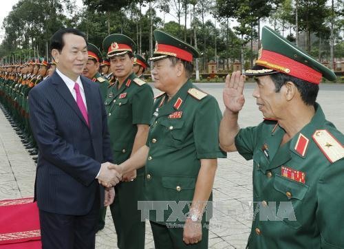 Chủ tịch nước thăm, chúc Tết lực lượng vũ trang Quân khu 9