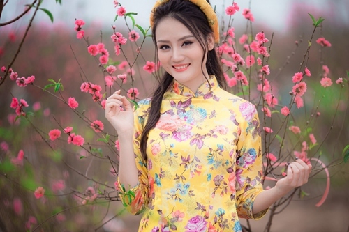 Hoàng Tùng tung MV