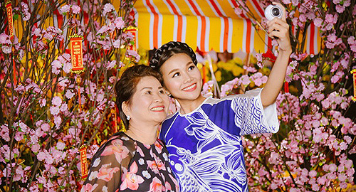 Cách ‘sưởi ấm’ cái Tết xa nhà
