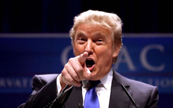 Wikileaks kêu gọi hack thông tin thuế của Donald Trump