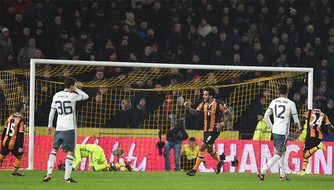 Video bàn thắng Hull 2-1 MU