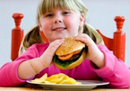 Chăm sóc trẻ thừa cân béo phì trong dịp Tết