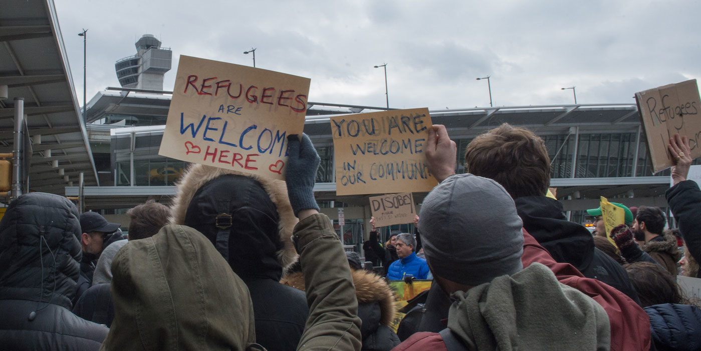 Biểu tình tại các sân bay Mỹ để phản đối sắc lệnh mới của TT Trump