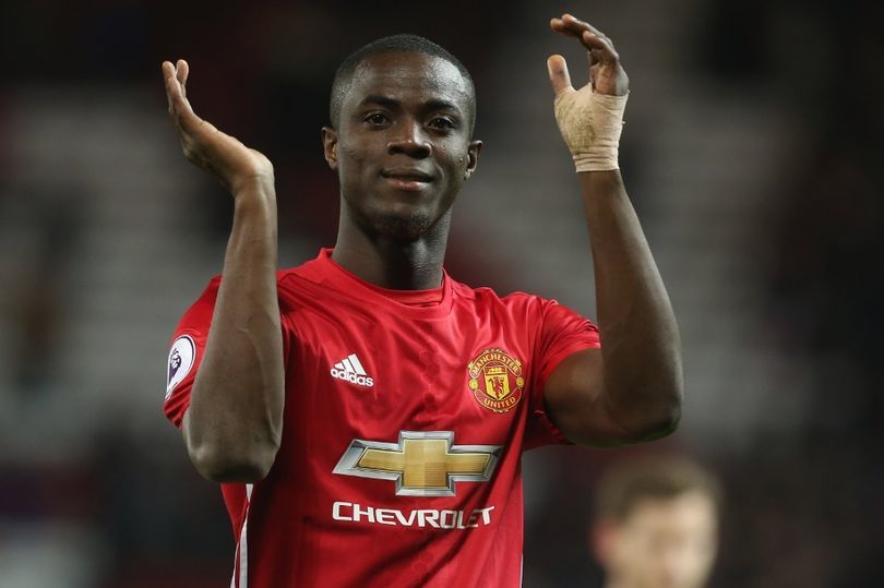 Vừa trở lại, Bailly báo tin dữ cho Mourinho