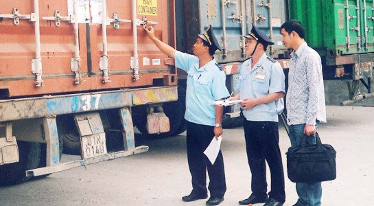 Phá niêm phong để trộm hàng, một doanh nghiệp bị khởi tố