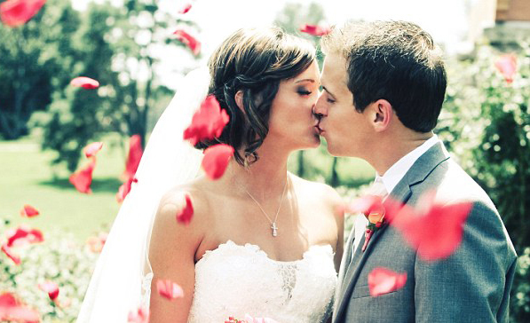Khoa học chứng minh cưới vào ngày Valentine dễ dẫn đến ly hôn