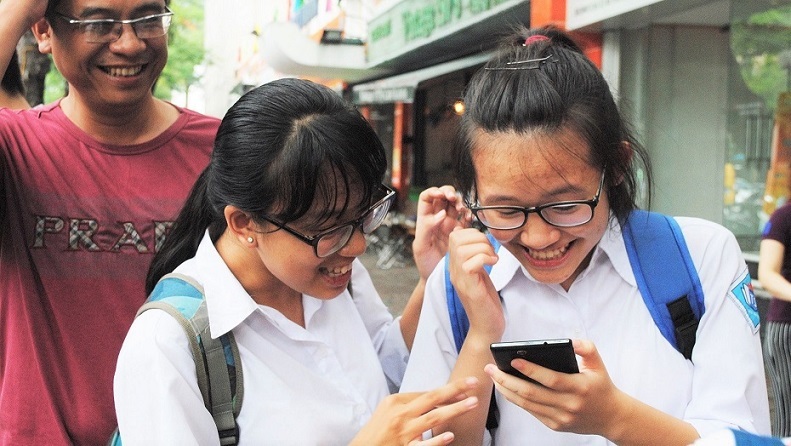 Không được áp dụng hoàn toàn hình thức trắc nghiệm trong các bài kiểm tra