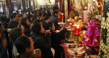 Sắm lễ chùa đầu năm như thế nào mới đúng?