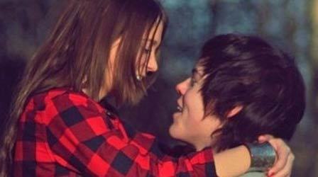 Đi đăng ký kết hôn, vợ nói một câu khiến tất cả cười ầm ầm trừ chồng
