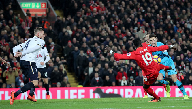 Mane phủ đầu, Tottenham thua sấp mặt Liverpool