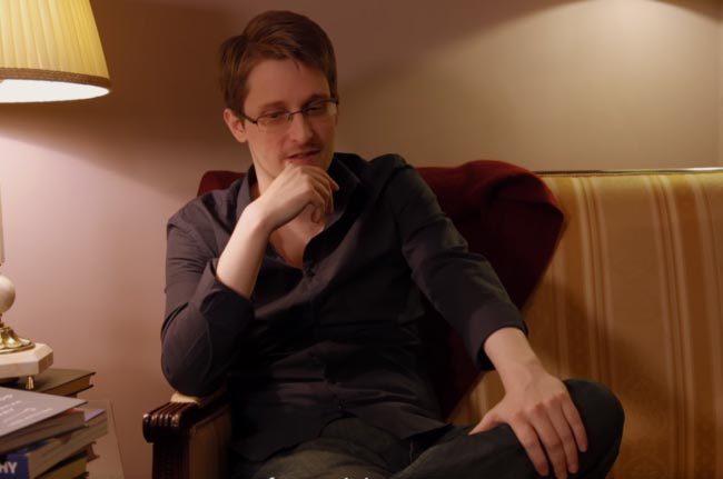 Nga định dẫn độ Snowden về Mỹ làm quà cho Trump