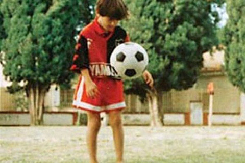 Chiêm ngưỡng ma thuật của Messi tuổi lên 8
