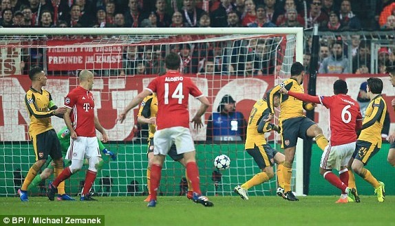 Bayern 3-1 Arsenal Thiago goal 63