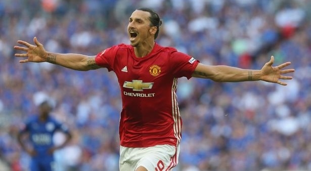 Xem lại những bàn thắng của Ibra cho MU: