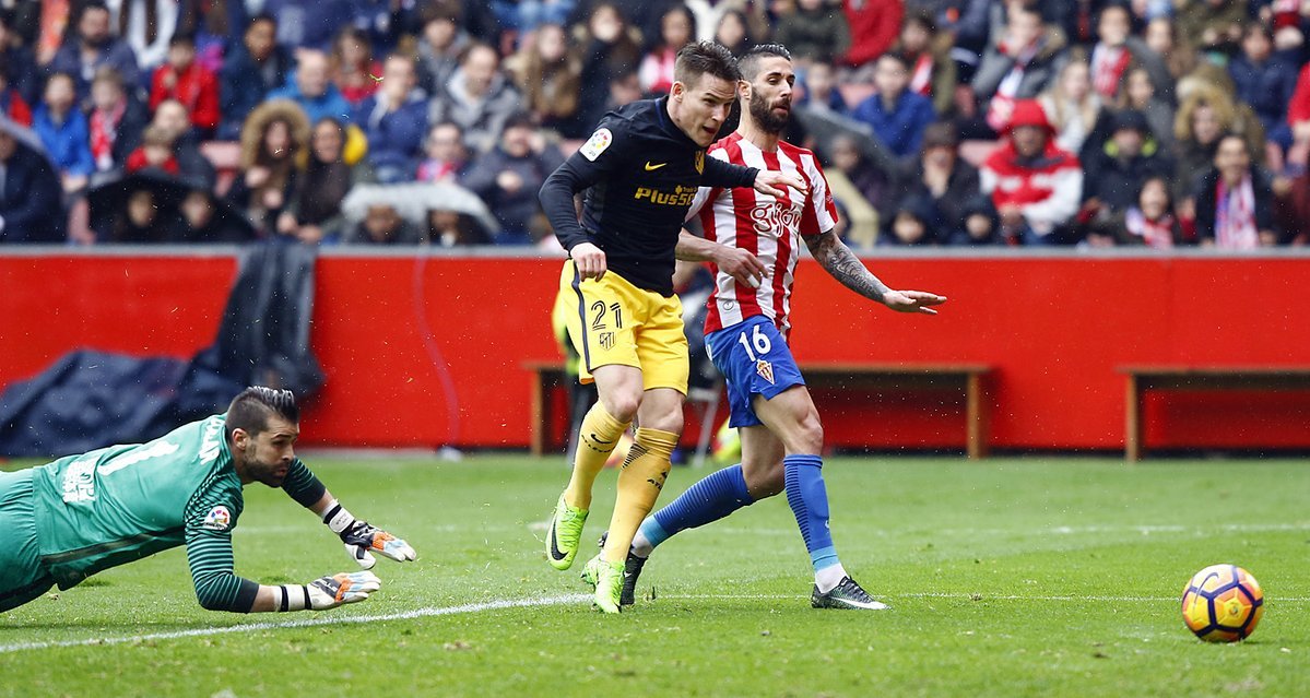 Sao Atletico làm điều kỳ diệu, Ronaldo và Messi cũng chào thua