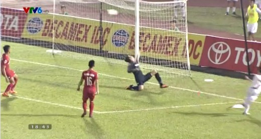 Bình Dương 0-0 HAGL phút 44 Văn Toàn