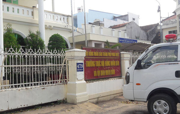 Lập đoàn kiểm tra vụ 2 con dấu tại UBND TP Phan Thiết