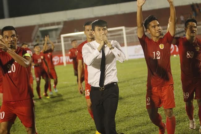 Công Vinh xót thương Minh Nhựt: