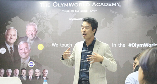 The OlymWorld Academy: Học với những người giỏi nhất