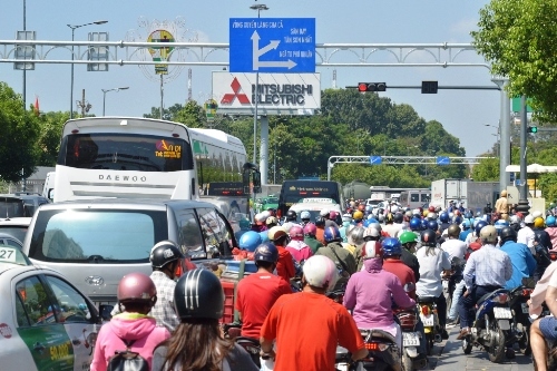 TPHCM phân luồng lại giao thông quanh sân bay Tân Sơn Nhất