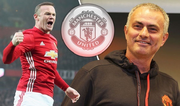 Té bật ngửa với Rooney, MU đánh chiếm ngôi số 1