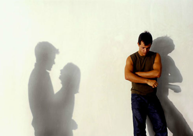 Bắt quả tang vợ ngoại tình, người đàn ông 60 tuổi giết người