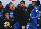 Ranieri bay ghế: Chết vì học trò đâm sau lưng