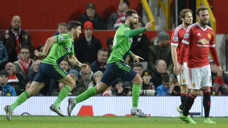 Southampton có thể gây sốc MU, khiến Mourinho ôm hận