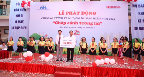 Honda Việt Nam tổng kết hoạt động lái xe an toàn 2016