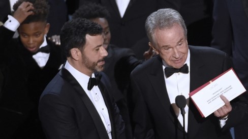 Chân dung danh giá của người đàn ông tạo ra scandal tồi tệ nhất lịch sử Oscar