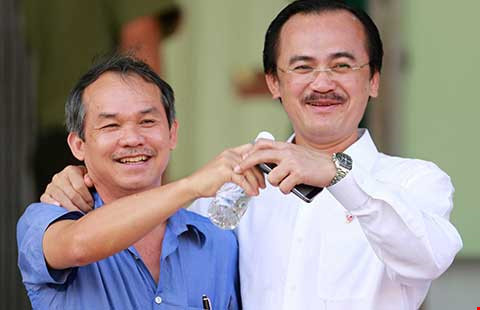 Bầu Đức mất thiêng, Trưởng giải giữ ghế: Quyền lực thoả hiệp