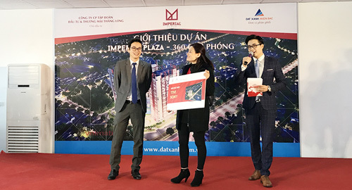 Imperial Plaza tiếp tục hút khách ngày mở bán 26/2