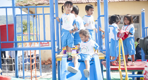 Ngôi trường Đèn Đom Đóm thứ 20 cho trẻ em dân tộc Rai
