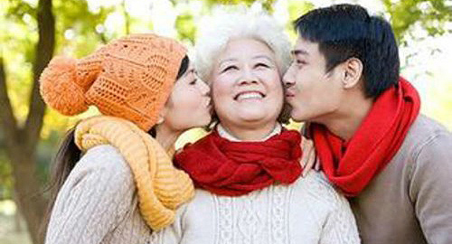 Tuyệt chiêu chiều lòng mẹ, đẹp lòng vợ ngày 8/3