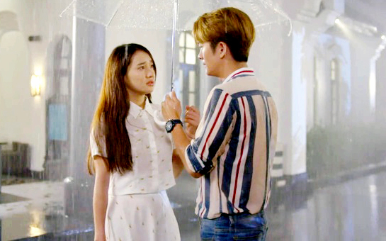 Hậu trường Nhã Phương, Kang Tae Oh diễn dưới mưa vẫn đẹp rụng rời