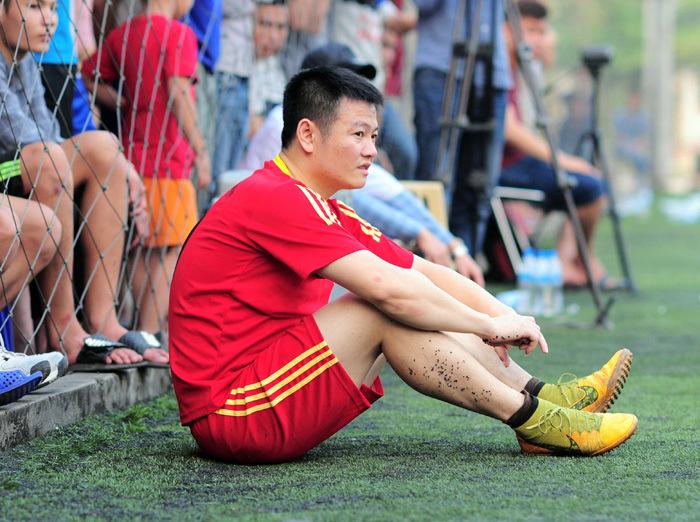 Văn Quyến đi học, ấp ủ trở thành HLV V-League