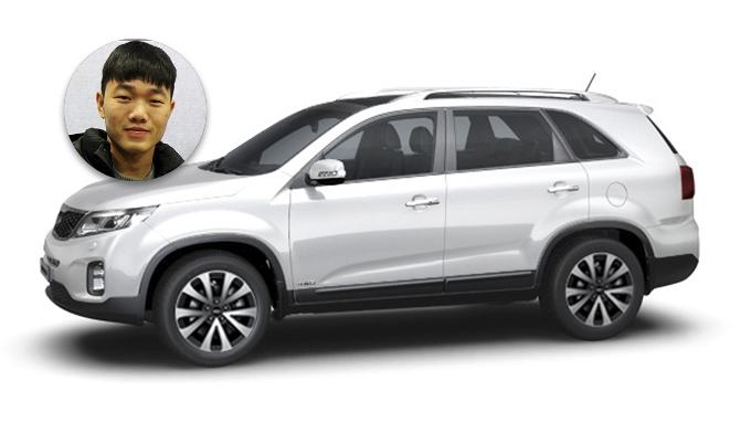 Xuân Trường cưỡi xế hộp bạc tỉ đến sân tập