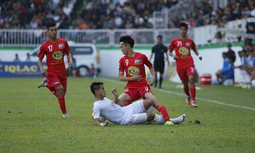 Video bàn thắng HAGL 0-1 CLB TP.HCM