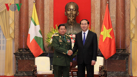 Chủ tịch nước tiếp Tổng Tư lệnh các lực lượng vũ trang Myanmar