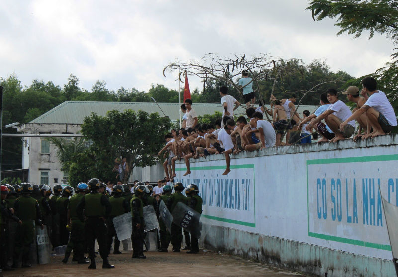 Truy tố 49 học viên cầm đầu 3 vụ trốn trại cai nghiện