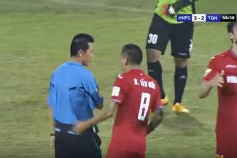 Hà Nội FC 3-2 Than Quảng Ninh trọng tài bẻ còi