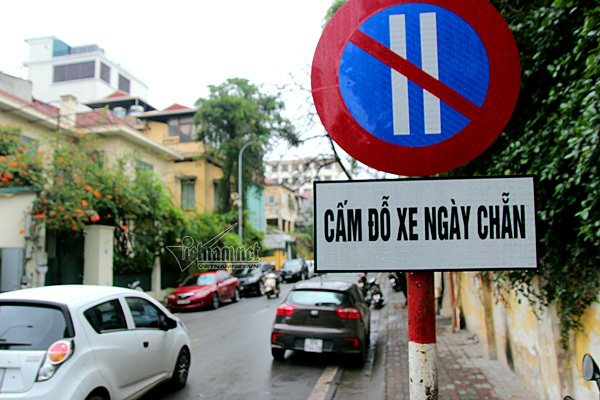 Hà Nội: Thêm phố đỗ xe ngày chẵn, lẻ