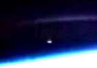 Phi thuyền người ngoài hành tinh xuất hiện cạnh trạm vũ trụ quốc tế?