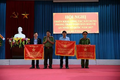 BSR nhận Cờ thi đua xuất sắc từ Bộ Công an