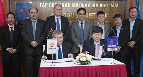 PVI cung cấp bảo hiểm cho đội tàu Vinalines