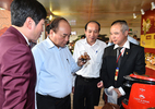 Thủ tướng thưởng thức cà phê tại Đắk Lắk